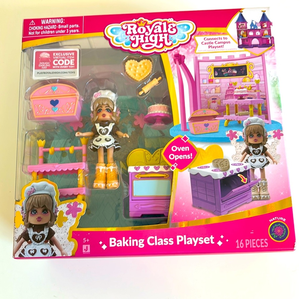 Roblox Royale High Baking Playset